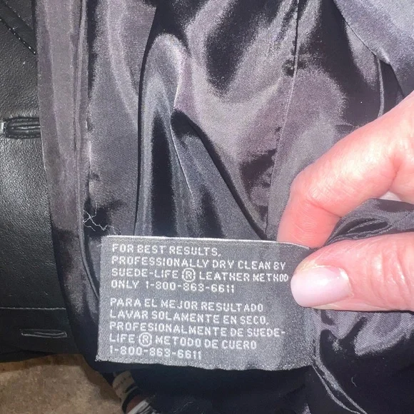 Worthington Leather Jacket. Size large. EUC. - Picture 5 of 5